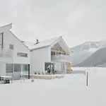 Villa Tiroler Tris Modern 10 Beds