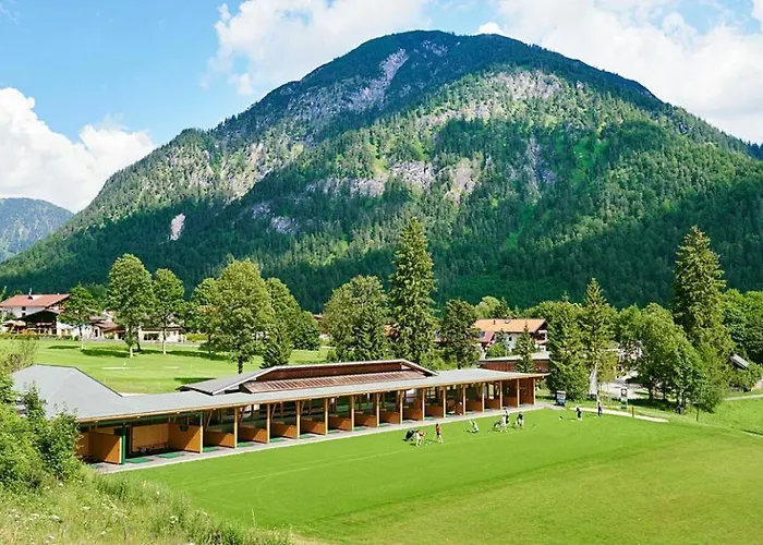 Tiroler Tris Modern 10 Beds Villa